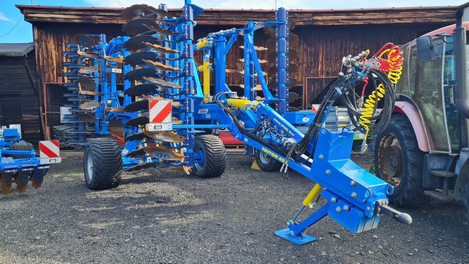 Foto Farmet TRITON 450 PS