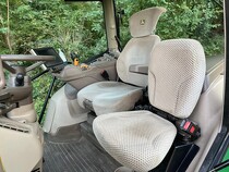 Foto produktu John Deere 6135R