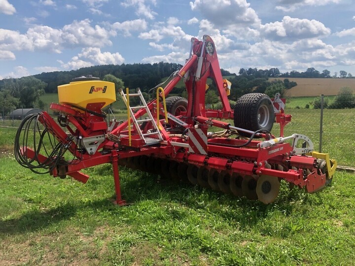 Foto Pöttinger TERRADISC 5001T
