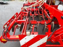 Foto produktu Pöttinger Terrasem Fertilizer 4C