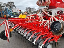 Foto produktu Pöttinger Terrasem Fertilizer 4C