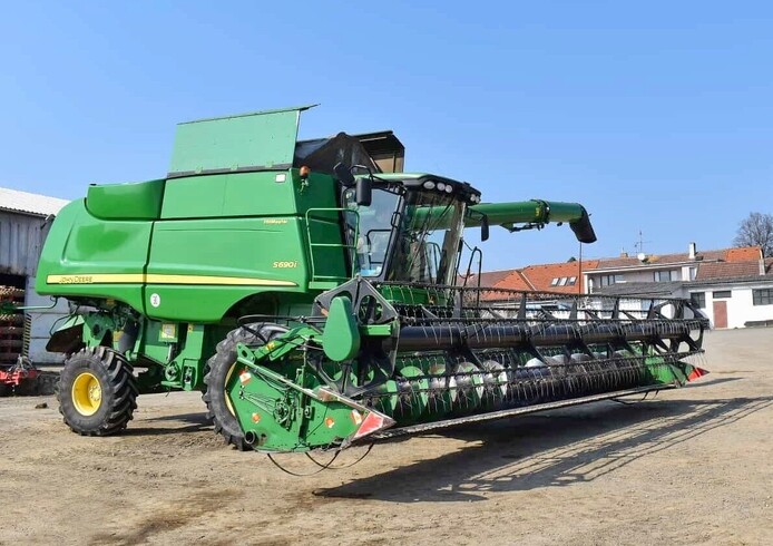Foto produktu John Deere S690 HM