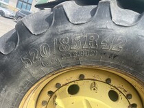 Foto produktu John Deere 8100