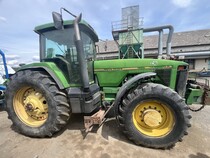 Foto produktu John Deere 8100
