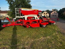 Foto produktu Pöttinger TERRASEM R3 ARTIS