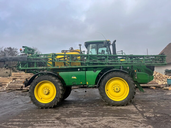 Foto John Deere R4040i